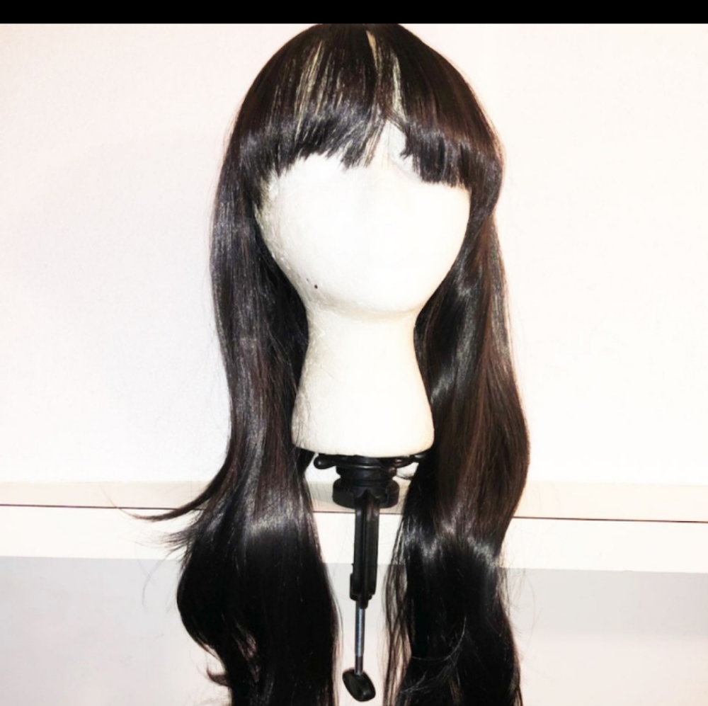 Dark brown 29" synthetic wig wavy new